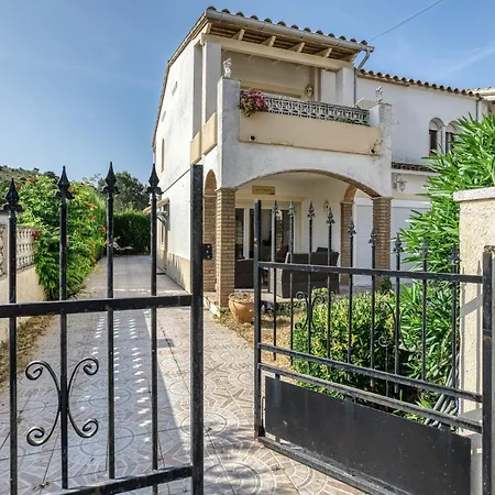 Casa 3 Con Piscina * Ля Эскала