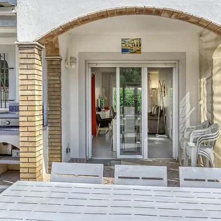 Casa 3 Con Piscina Hébergement de vacances L' Escala