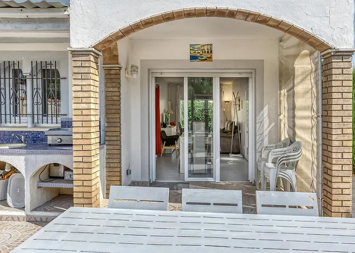 בית נופש Casa 3 Con Piscina