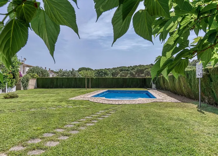 Casa 3 Con Piscina בית נופש L' Escala